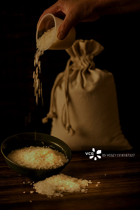 手中有粮图片素材