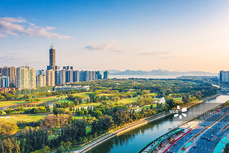 广东省深圳市南山区大沙河名商高尔夫球场图片素材