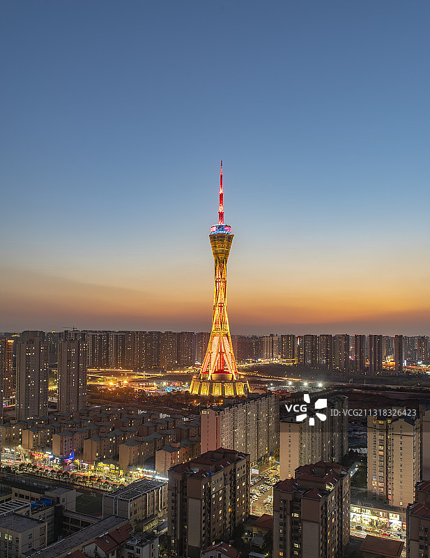 河南省郑州市中原福塔图片素材