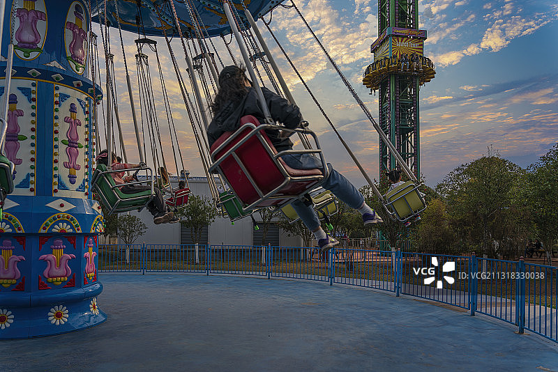 游乐园，开心，跳楼机，飓风飞椅图片素材