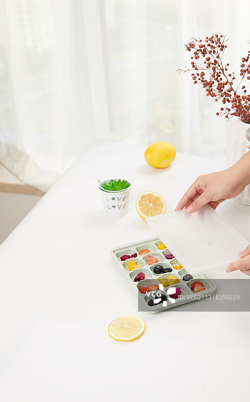 冰格冰块制作模具图片素材