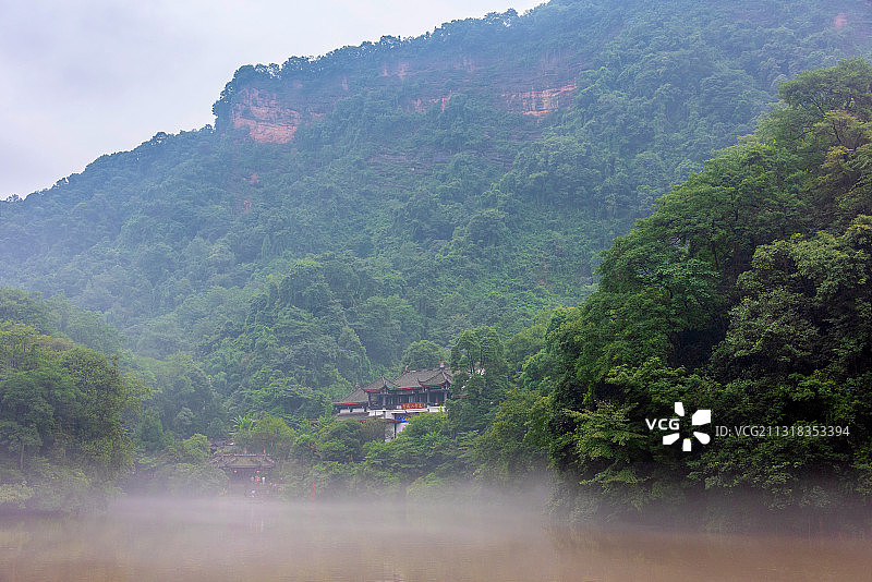 中国四川成都青城山月城湖图片素材