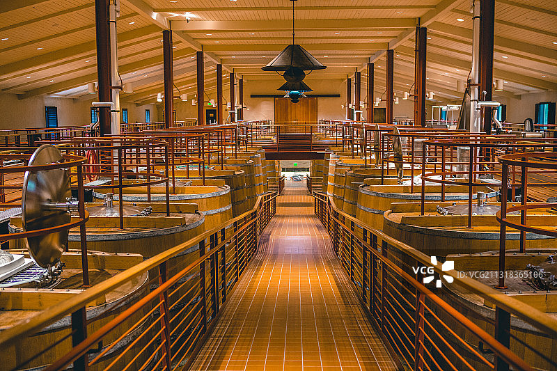 酒庄内部，酒窖，酿造图片素材