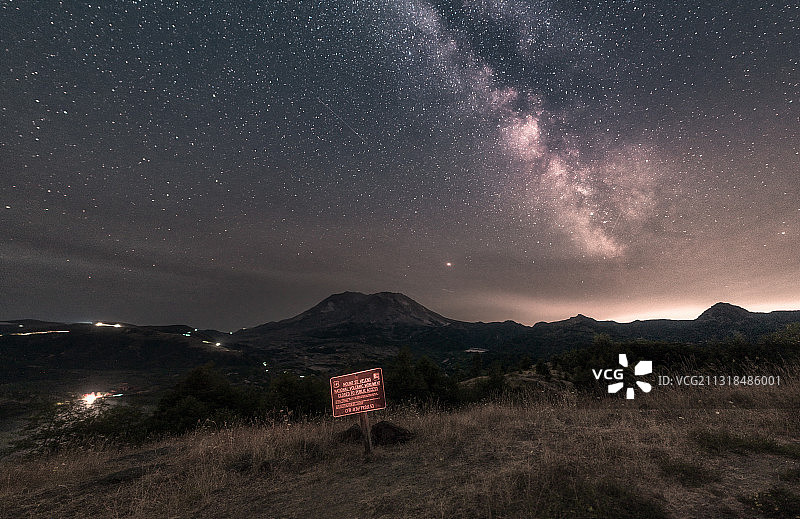 西雅图圣海伦火山星空图片素材