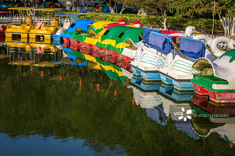 《冬日聚沙园》图片素材