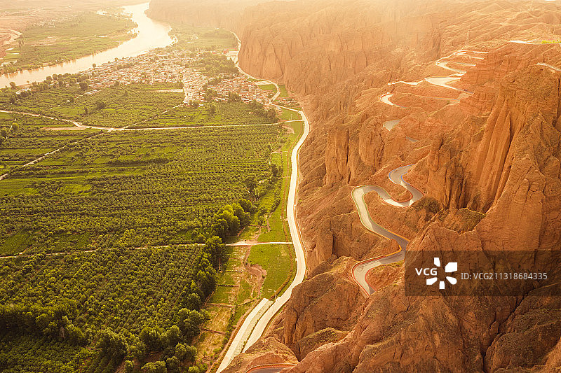甘肃省白银市景泰县黄河石林图片素材