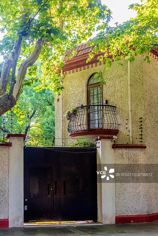 中国上海武康路历史文化名街罗密欧阳台图片素材