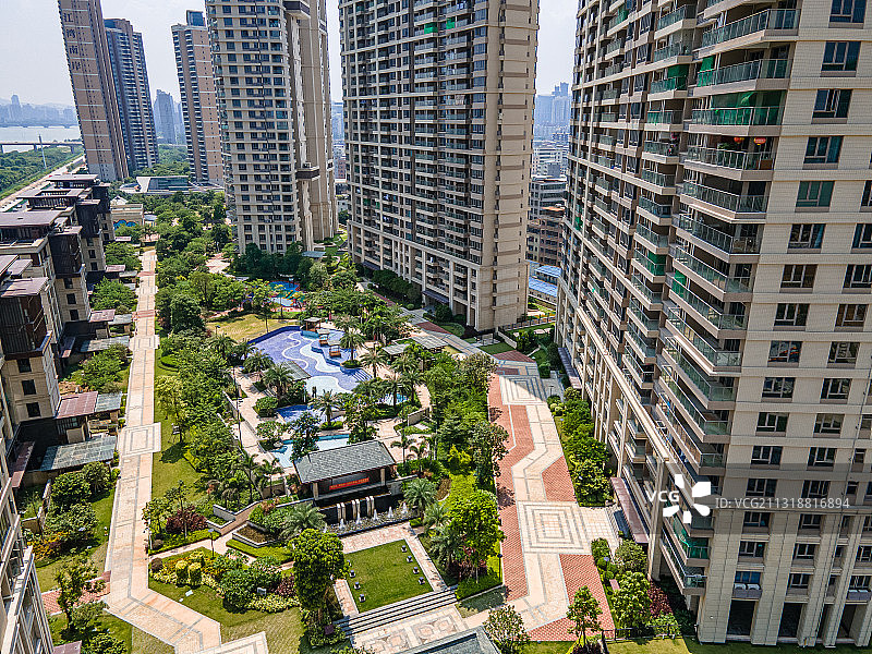 航拍现代高层住宅小区商品房图片素材