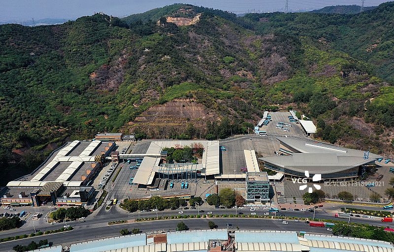 广东省东莞市樟木头镇振通汽车站长途站航拍图片素材
