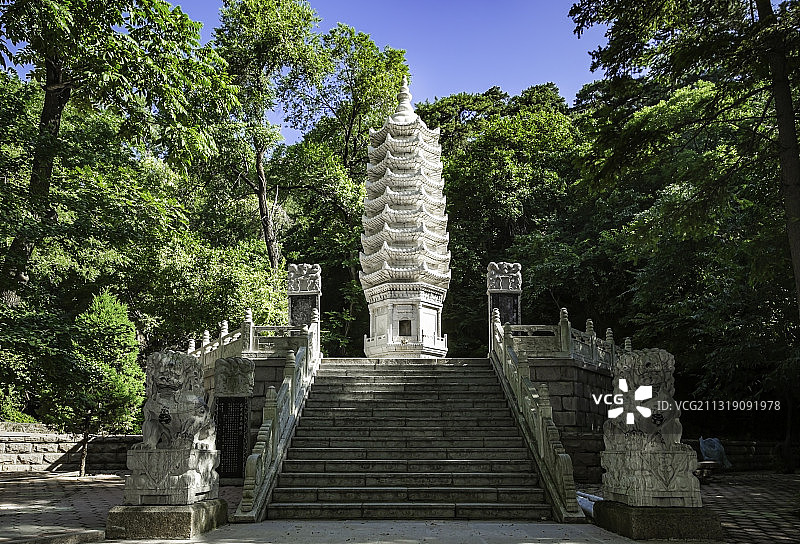 千山风景区无量观图片素材