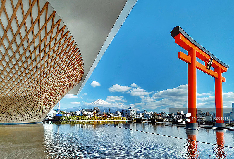 鸟居和富士山图片素材