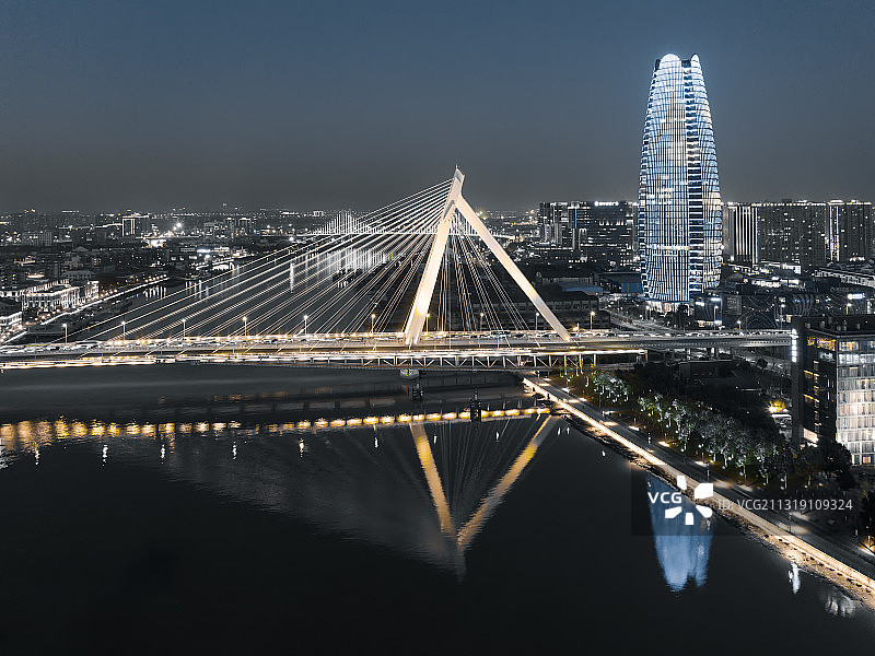 宁波三江口外滩大桥夜景图片素材
