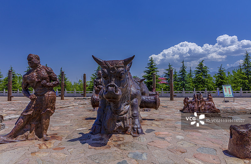 山西永济市蒲津渡黄河大铁牛。大铁牛。图片素材