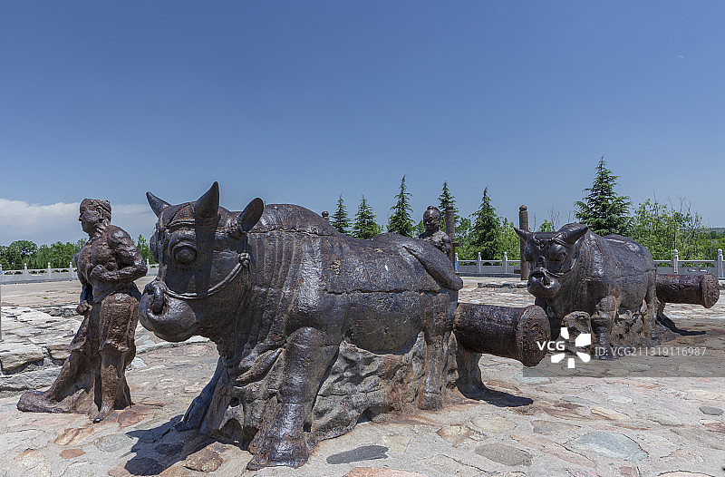 黄河大铁牛，山西永济市蒲津渡黄河大铁牛。图片素材