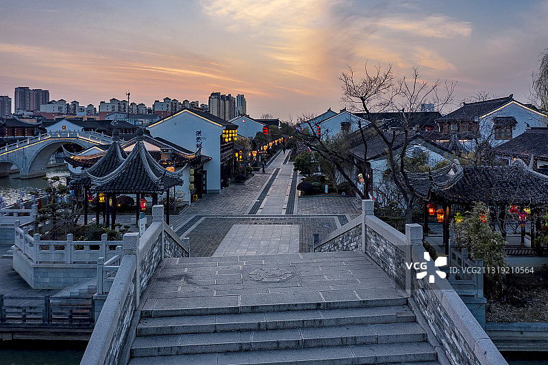 苏州工业园区斜塘老街傍晚图片素材