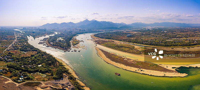 航拍广西桂平市浔江三江口图片素材