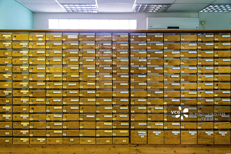 以色列加利利湖畔的基布兹农庄的信箱图片素材