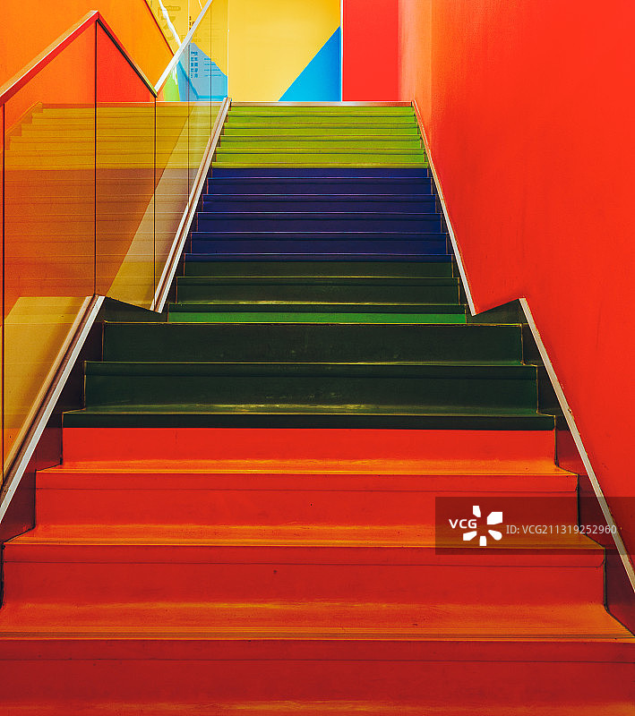 成都市锦江区春熙路成都市多彩建筑物局部设计结构商场室内空间图片素材