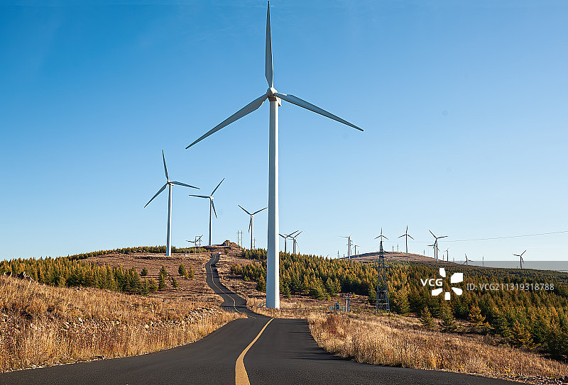 金秋草原天路图片素材