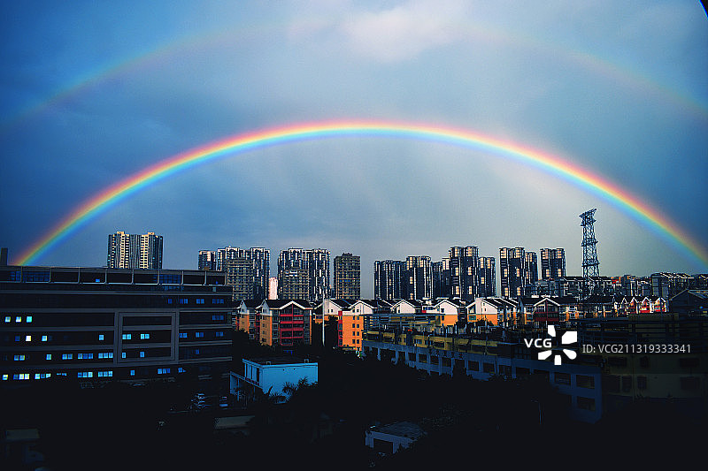 双倍惊喜图片素材