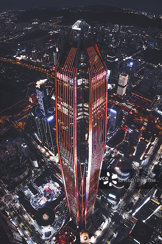 起飞平安图片素材