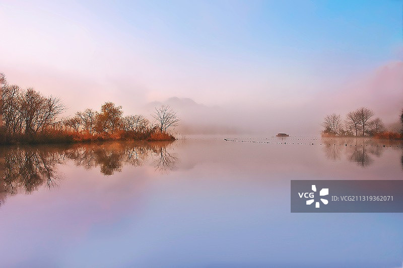 《春.语》图片素材