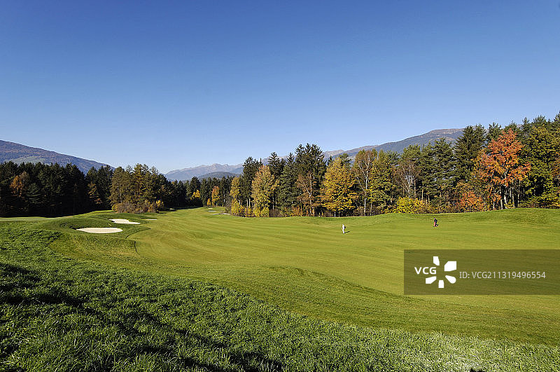 意大利南蒂罗尔普斯特山谷的赖斯查赫高尔夫俱乐部图片素材