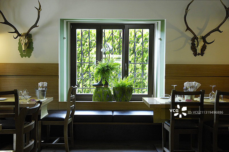 意大利南蒂罗尔废弃餐厅图片素材