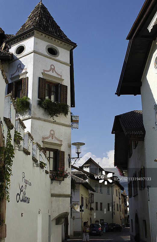 意大利南蒂罗尔埃潘葡萄酒之路圣保罗村庄图片素材