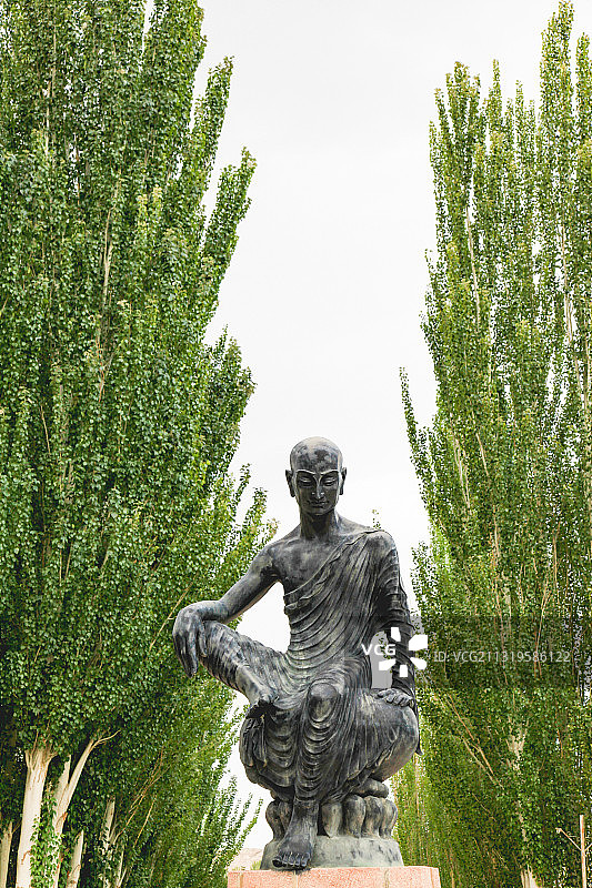 新疆克孜尔千佛洞图片素材