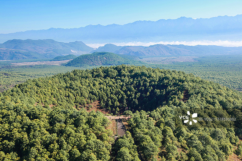 云南保山腾冲火山口图片素材