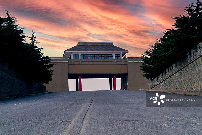 古柏渡飞越黄河旅游区大门图片素材