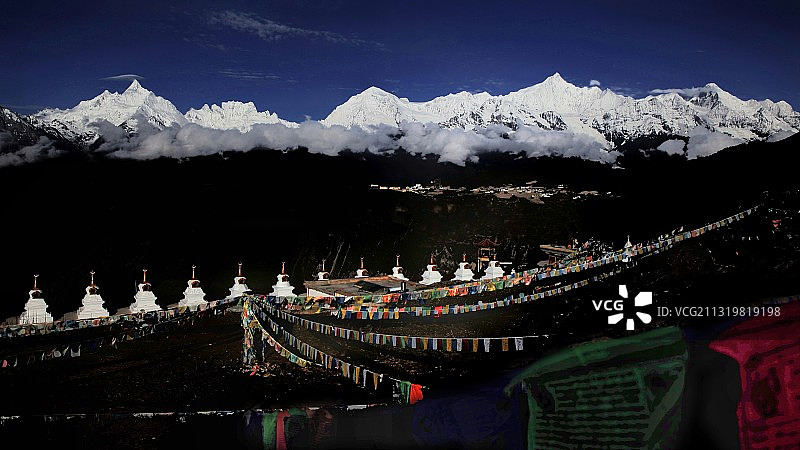 梅里雪山图片素材