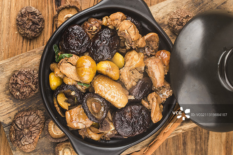 板栗烧鸡图片素材