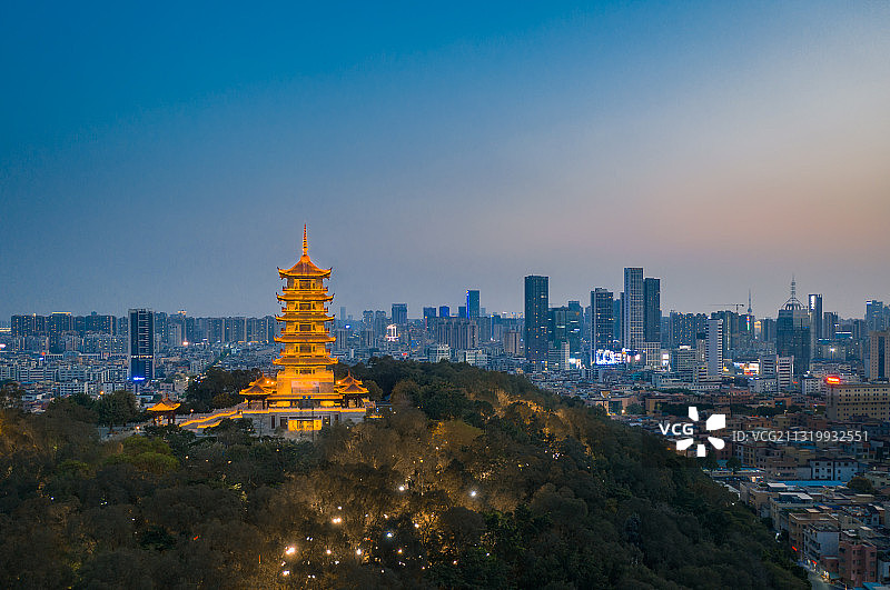 佛山市南海礌岗公园魁星阁夜景图片素材