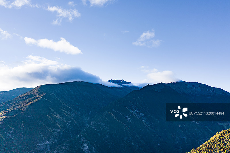 航拍峡谷图片素材