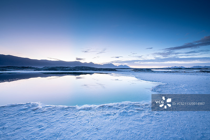 盐湖天空之境图片素材