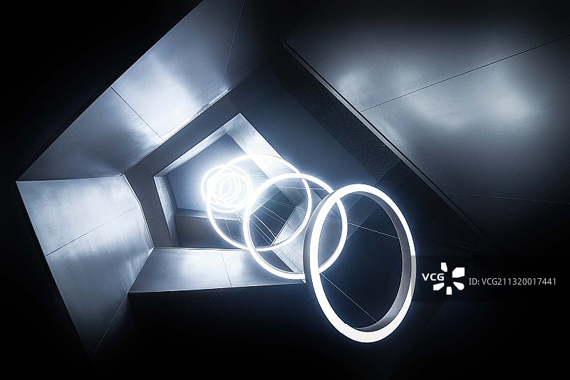 科技感时空穿越旋梯图片素材