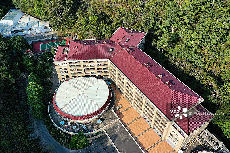 广东省东莞市长安镇莲花山郊野公园和长安高尔夫球乡村俱乐部航拍图片素材