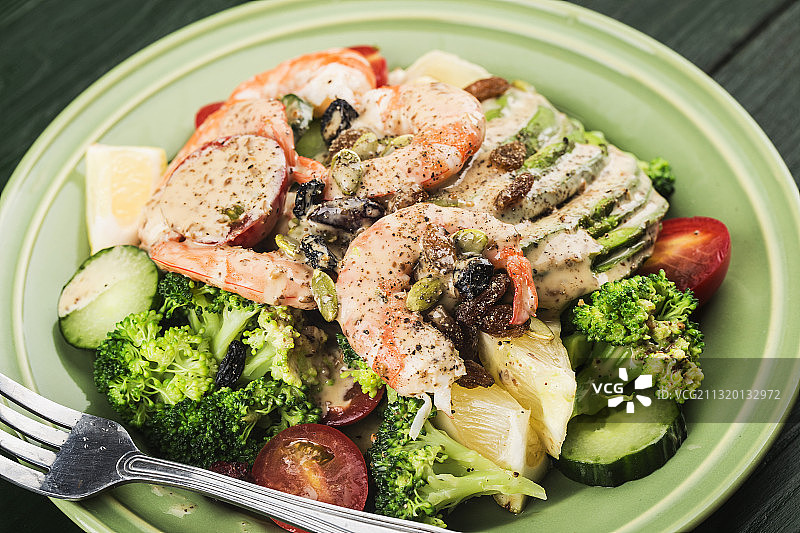 虾仁沙拉图片素材