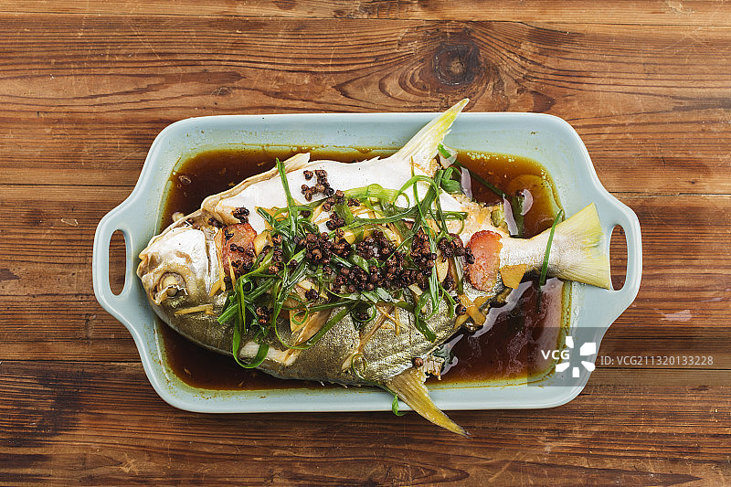 花椒蒸金鲳鱼图片素材