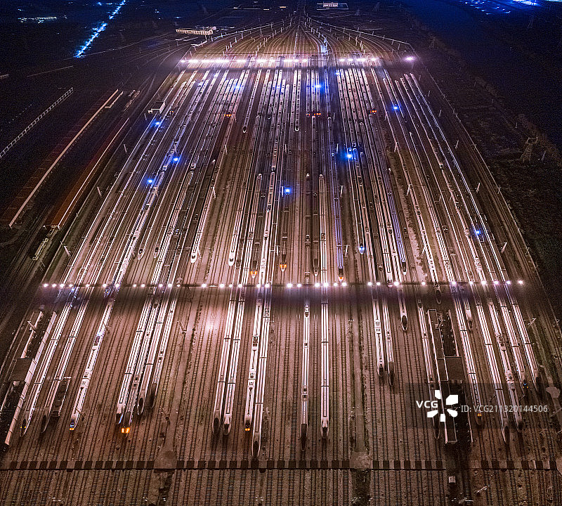 蓄势待发图片素材