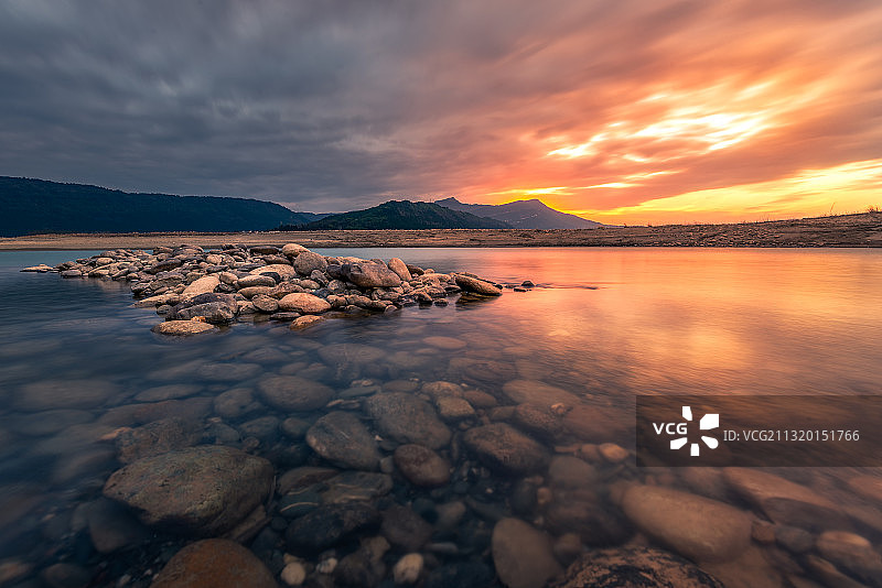 中国四川广元嘉陵江白龙江日落风光图片素材