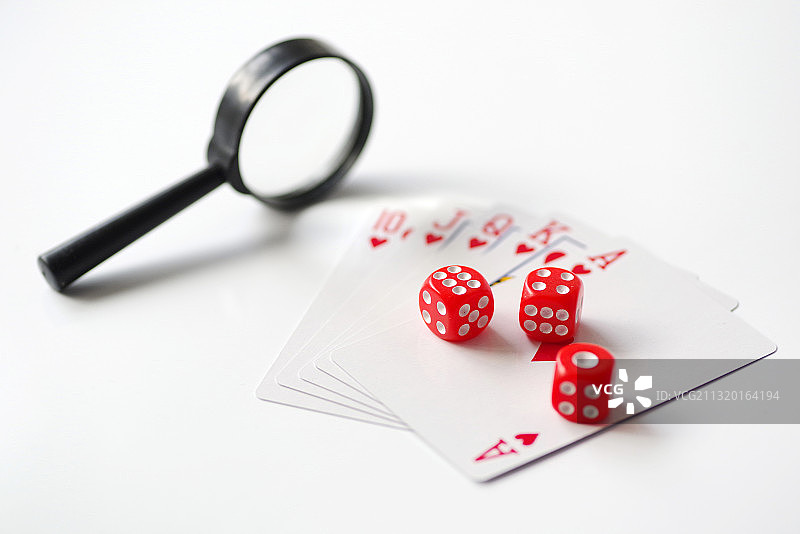 扑克牌与骰子图片素材