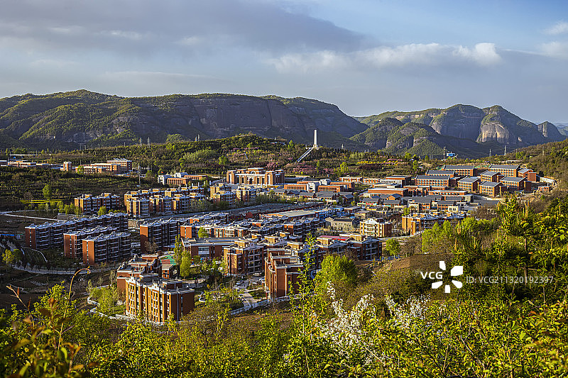小镇春色图片素材