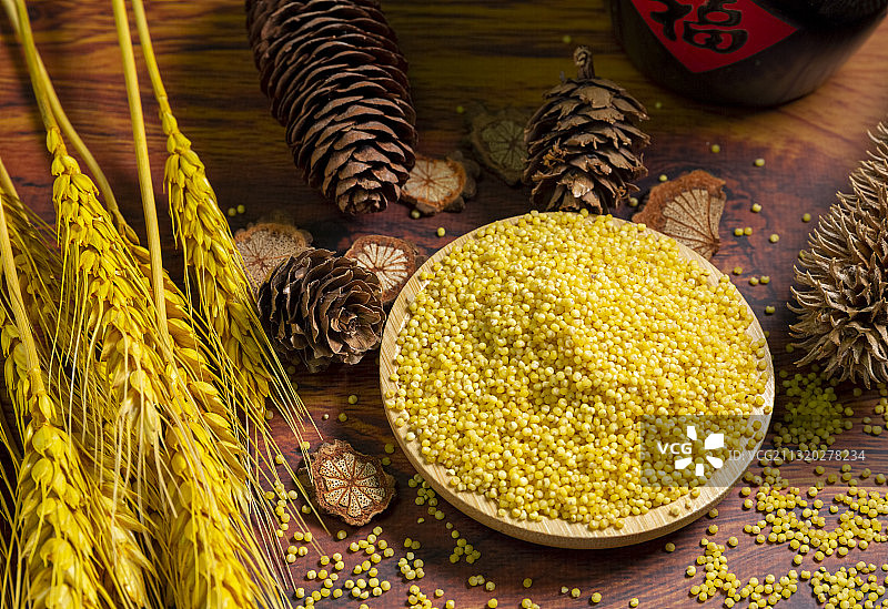 腊八粥食材八宝粥健康食品营养早餐绿色食品图片素材