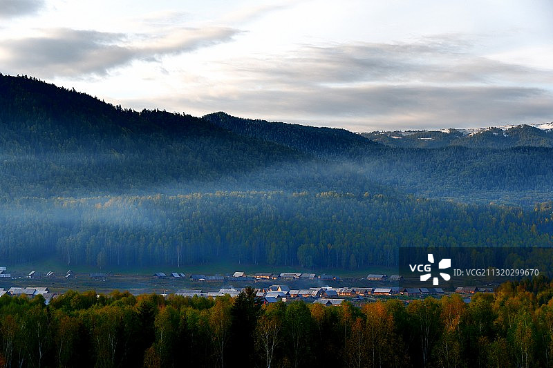 禾木之晨图片素材