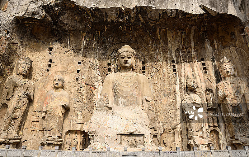 龙门石窟之卢舍那大佛图片素材