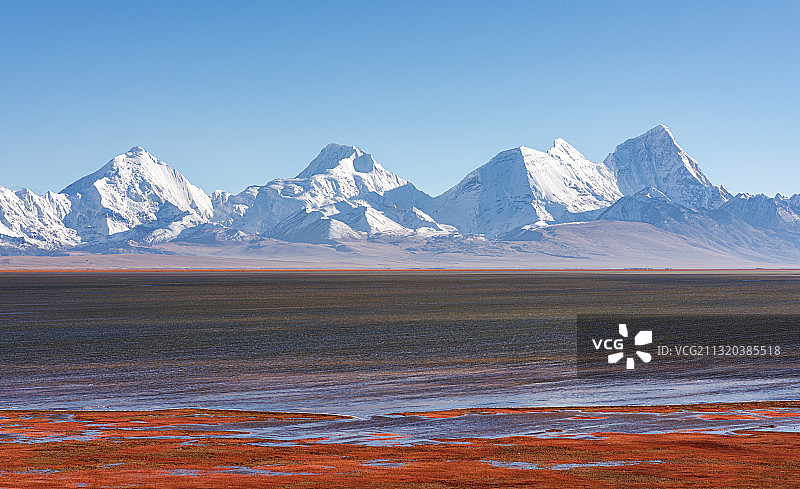 雪山景观汽车广告背景图图片素材
