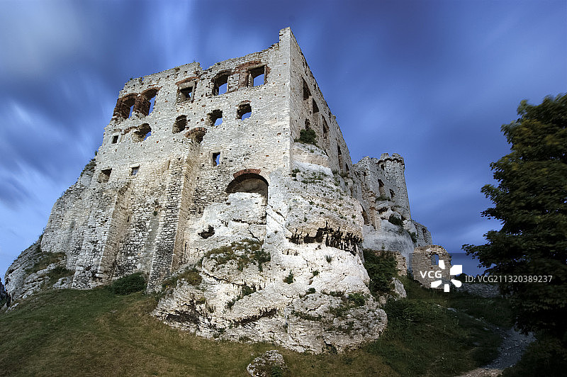 奥格罗杰涅茨中世纪城堡，波兰西里西亚省图片素材